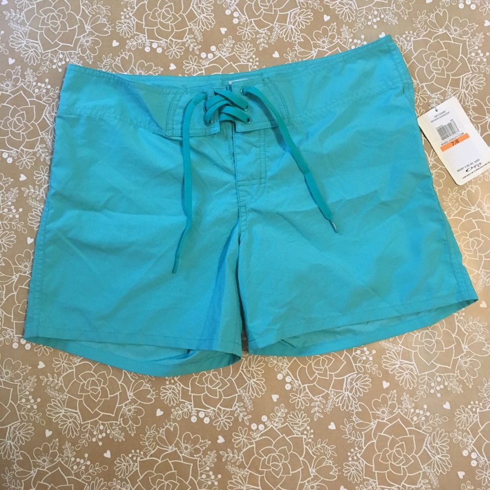NWT Oakley board shorts! 🏄‍♀️